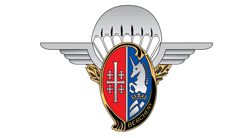 Insigne du 1er régiment de hussards parachutistes, publié par le ministère des Armées