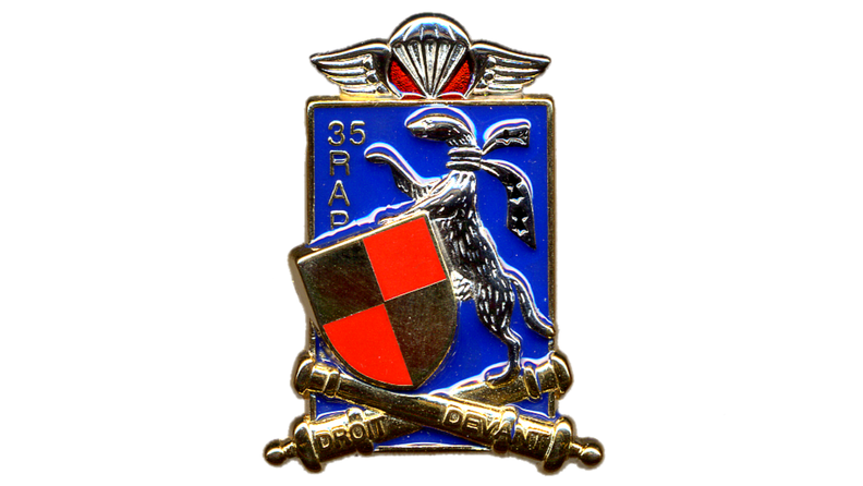 Insigne du 35e régiment d’artillerie parachutiste, publié par le ministère des Armées